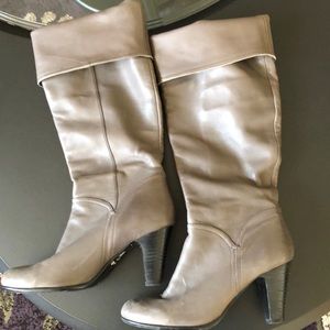 5th Avenue Dark Grey Leather Heeled Boots size 8